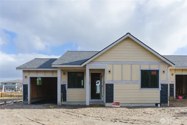 $459,900 | 109 7th Street Southwest, Long Beach, WA 98631