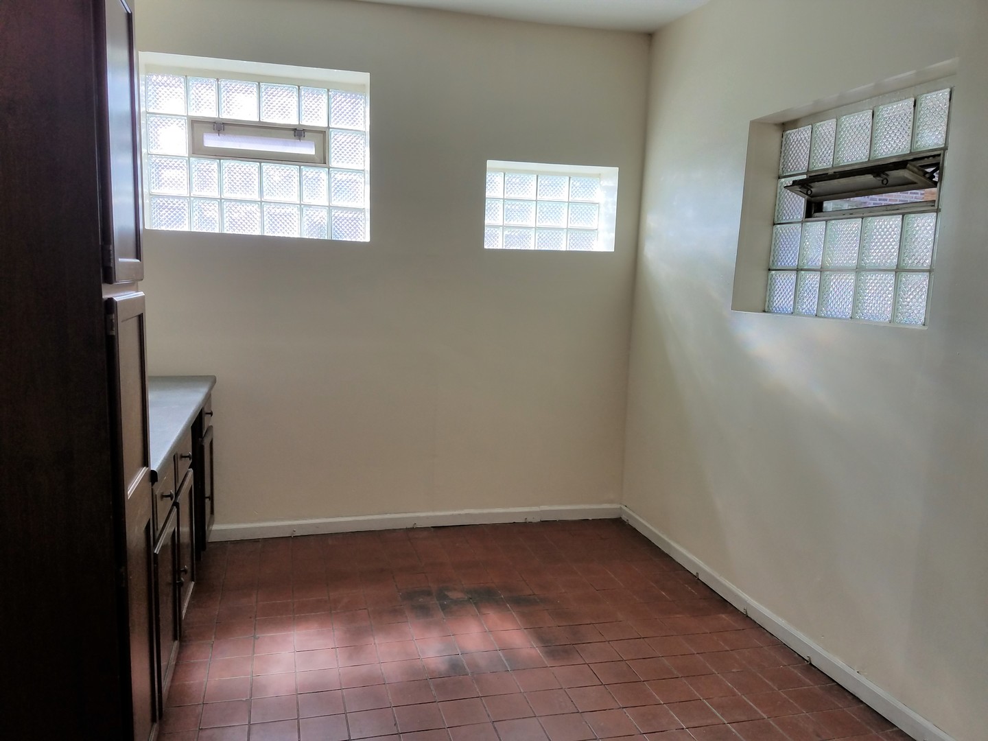 738 West 35th Street Chicago, IL 60608 - Photo 13 of 37