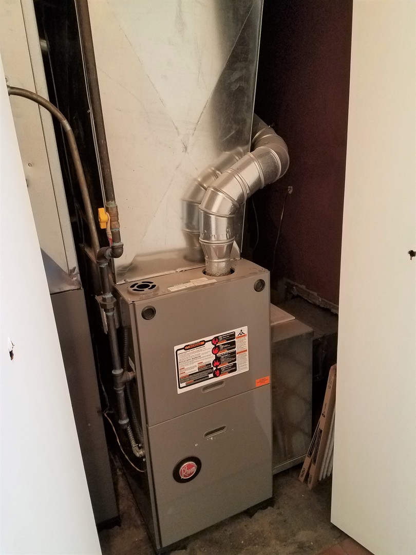 738 West 35th Street Chicago, IL 60608 - Photo 32 of 37