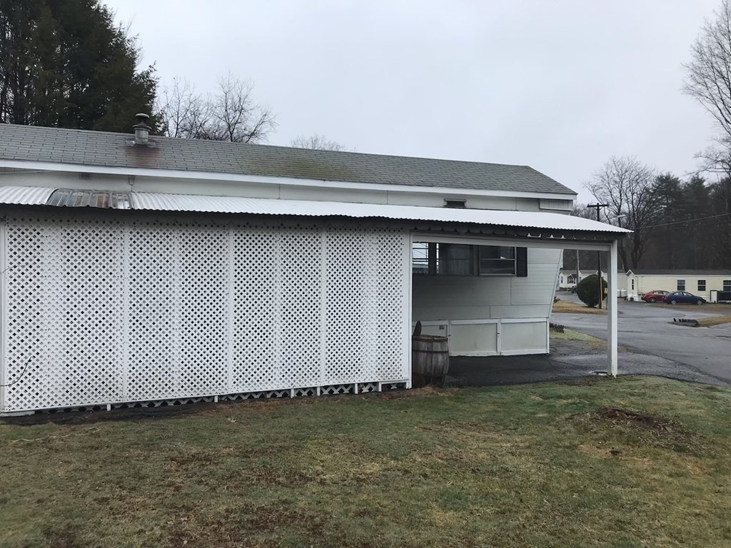 42 Adams Road, Unit 23 Greenfield, MA 01301 - Photo 5 of 15 Gallery Image 5