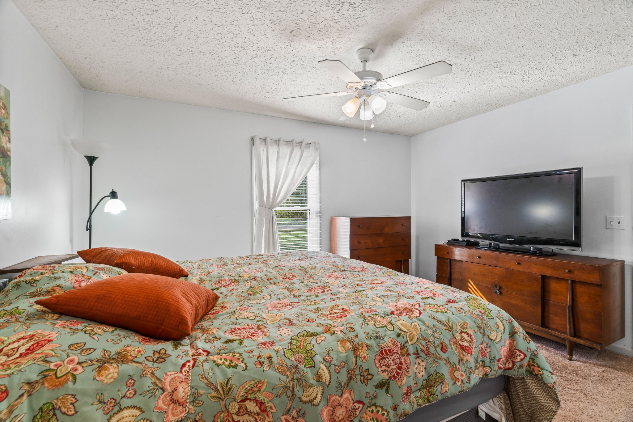 707 Spike Trail Murfreesboro, TN 37129 - Photo 26 of 64 a bedroom with a bed and a flat screen tv