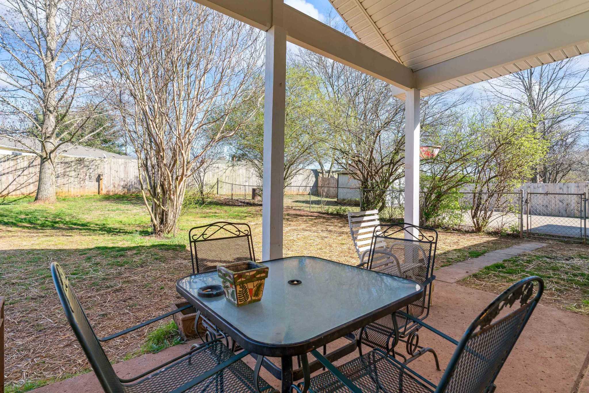 707 Spike Trail Murfreesboro, TN 37129 - Photo 44 of 64 a view of an outdoor sitting area with furniture