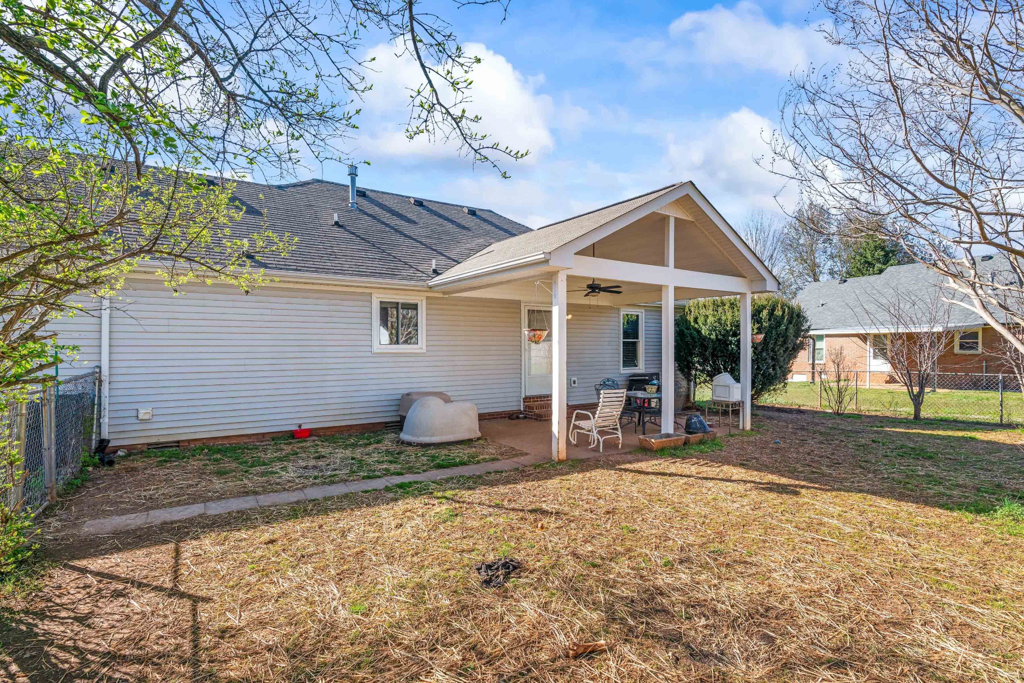 707 Spike Trail Murfreesboro, TN 37129 - Photo 45 of 64 a front view of a house with garden