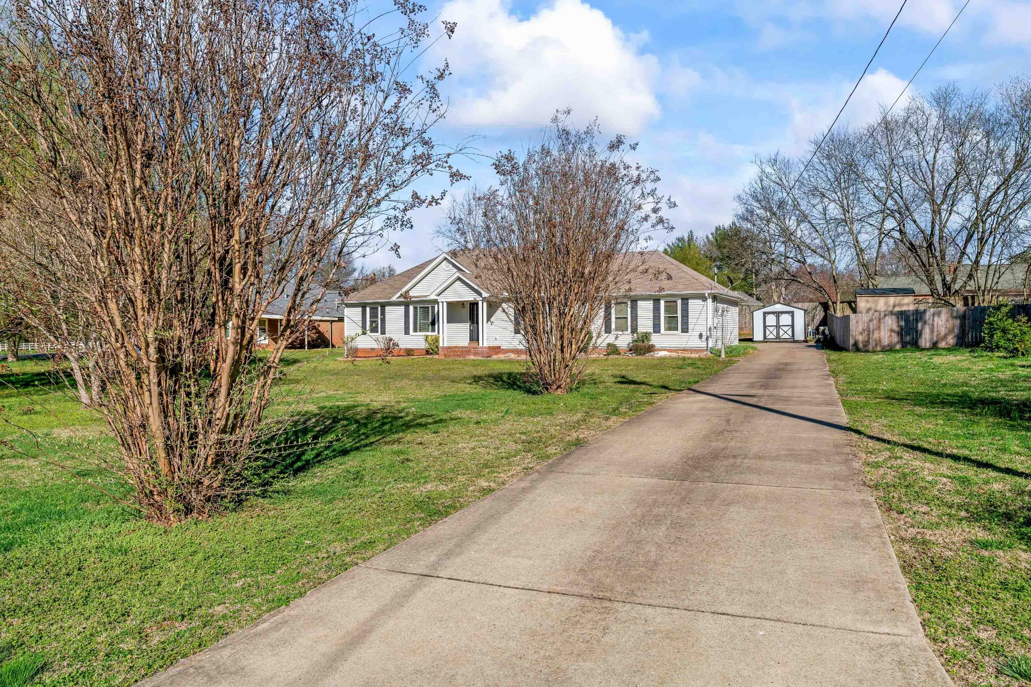 707 Spike Trail Murfreesboro, TN 37129 - Photo 55 of 64 a front view of house with yard