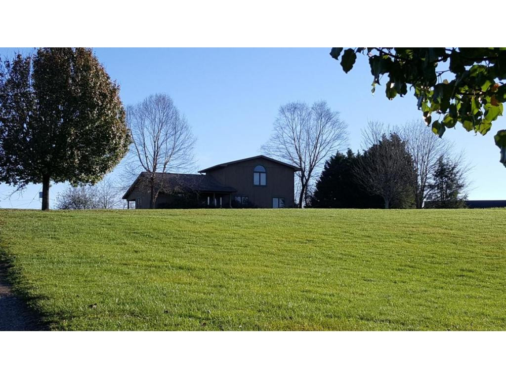 22467 Breezy Point Road Abingdon, VA 24211 - Photo 1 of 11 Beautiful Location