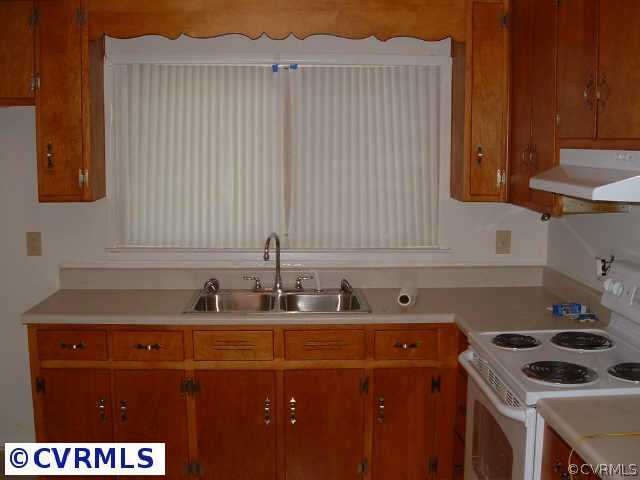 2539 Warner Road Petersburg, VA 23805 - Photo 5 of 6 Other - kitchen. ALL NEW