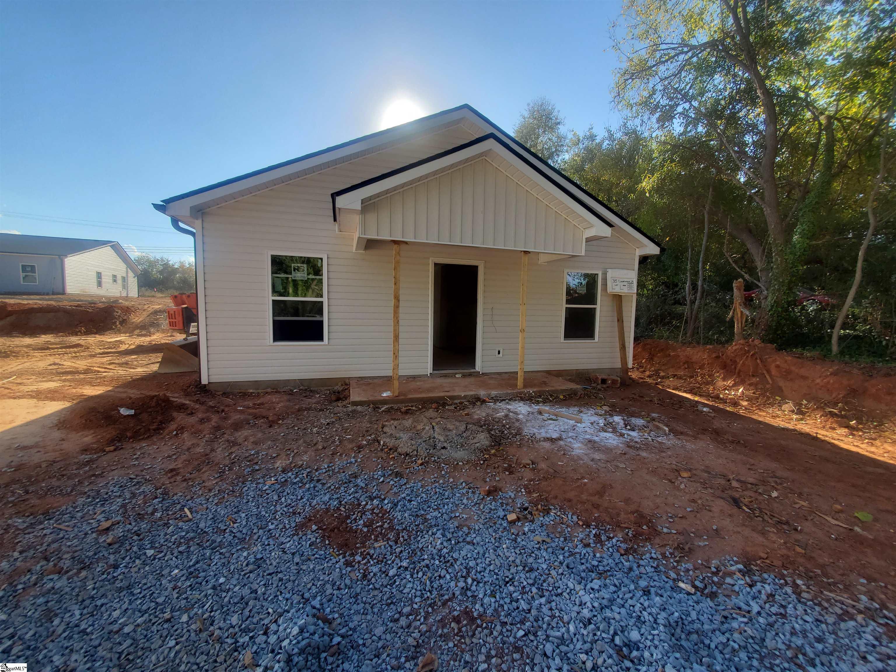 35 Lawrence Street Inman, SC 29349 - Photo 1 of 11 Gallery Image 1