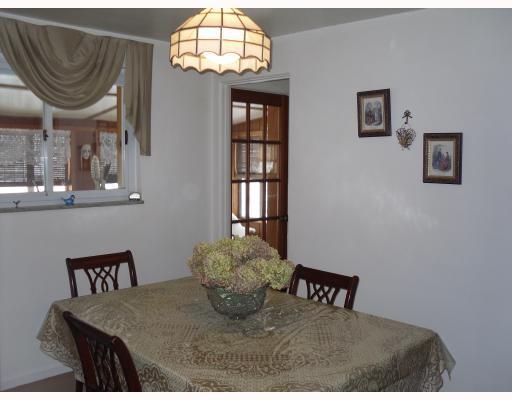 24 Seneca Road Bethel Park, PA 15241 - Photo 10 of 18 Dining Room. FLUID FLOOR PLAN--THIS DINING ROOM CAN EASILY BE ANOTHER BEDROOM.