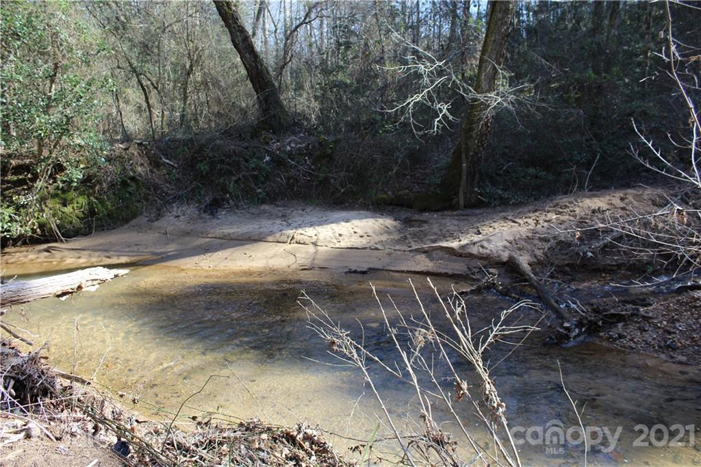 3920 Hidden Acres Road Valdese, NC 28690 - Photo 6 of 19 Gallery Image 6