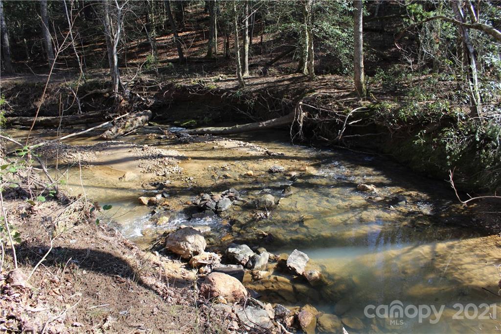 3920 Hidden Acres Road Valdese, NC 28690 - Photo 10 of 19 Gallery Image 10