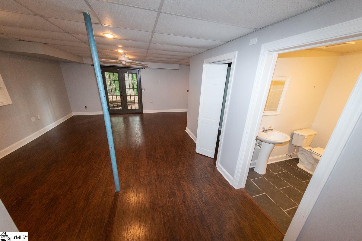 1005 Roper Mountain Road Greenville, SC 29615 - Photo 16 of 29