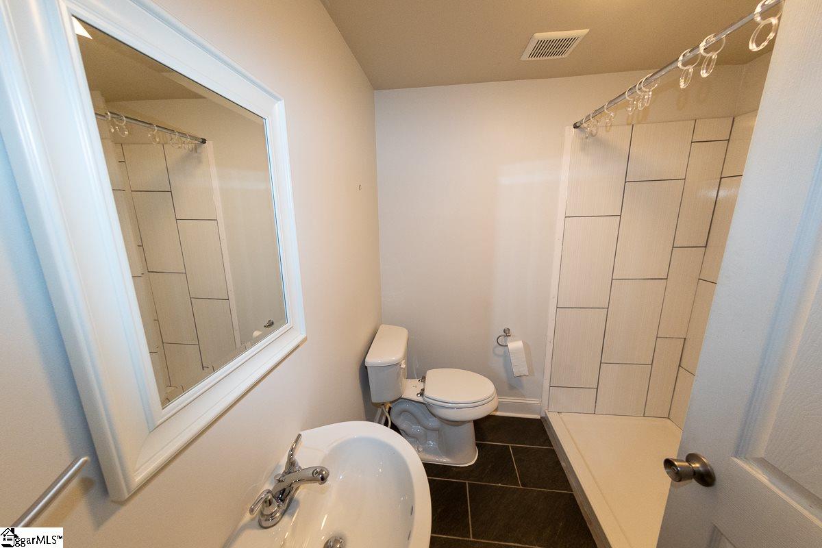 1005 Roper Mountain Road Greenville, SC 29615 - Photo 19 of 29