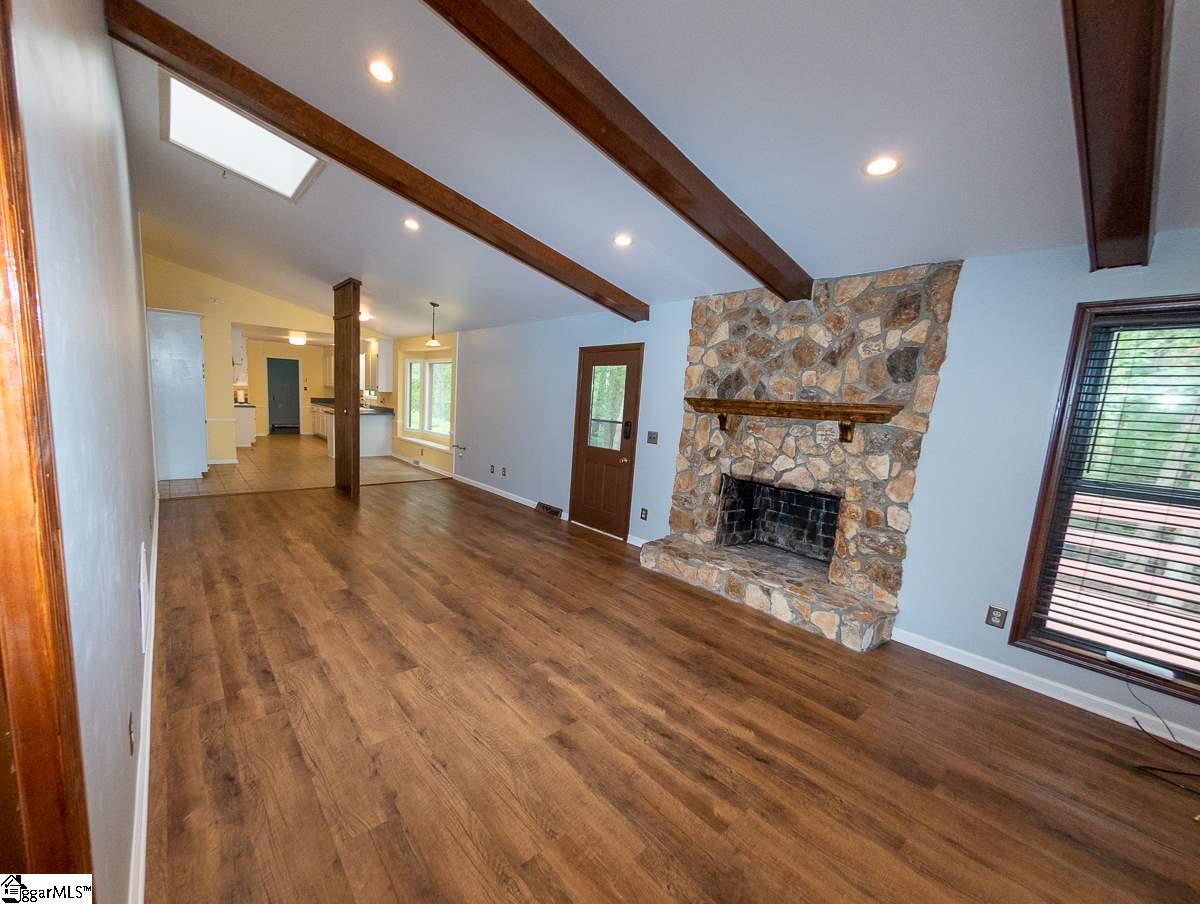 1005 Roper Mountain Road Greenville, SC 29615 - Photo 8 of 29