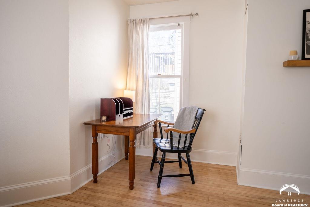 633 Alabama Street Lawrence, KS 66044 - Photo 13 of 62