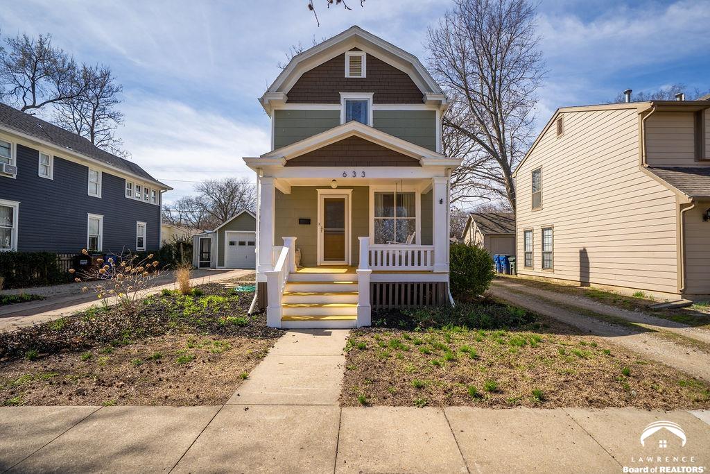 633 Alabama Street Lawrence, KS 66044 - Photo 2 of 62