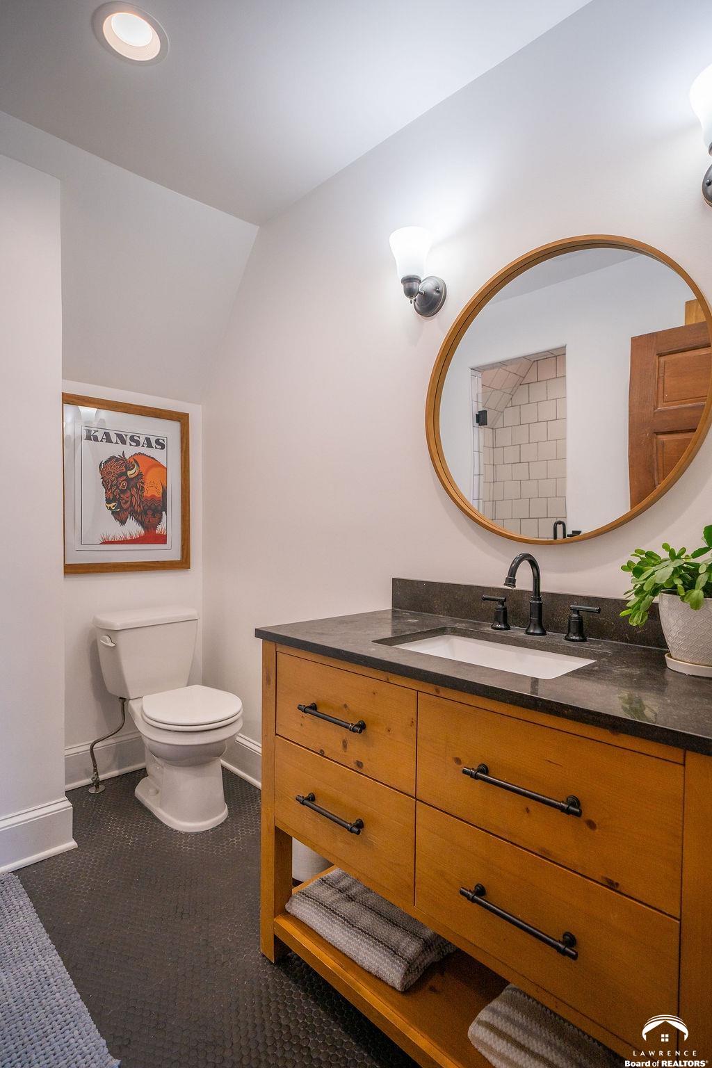 633 Alabama Street Lawrence, KS 66044 - Photo 27 of 62