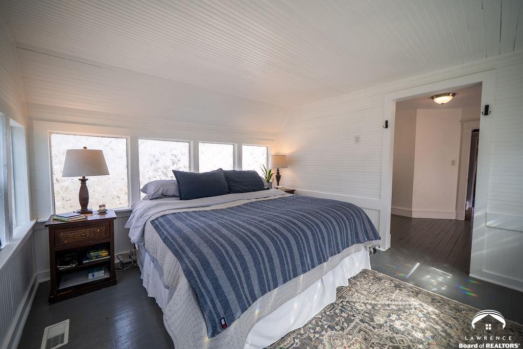 633 Alabama Street Lawrence, KS 66044 - Photo 35 of 62