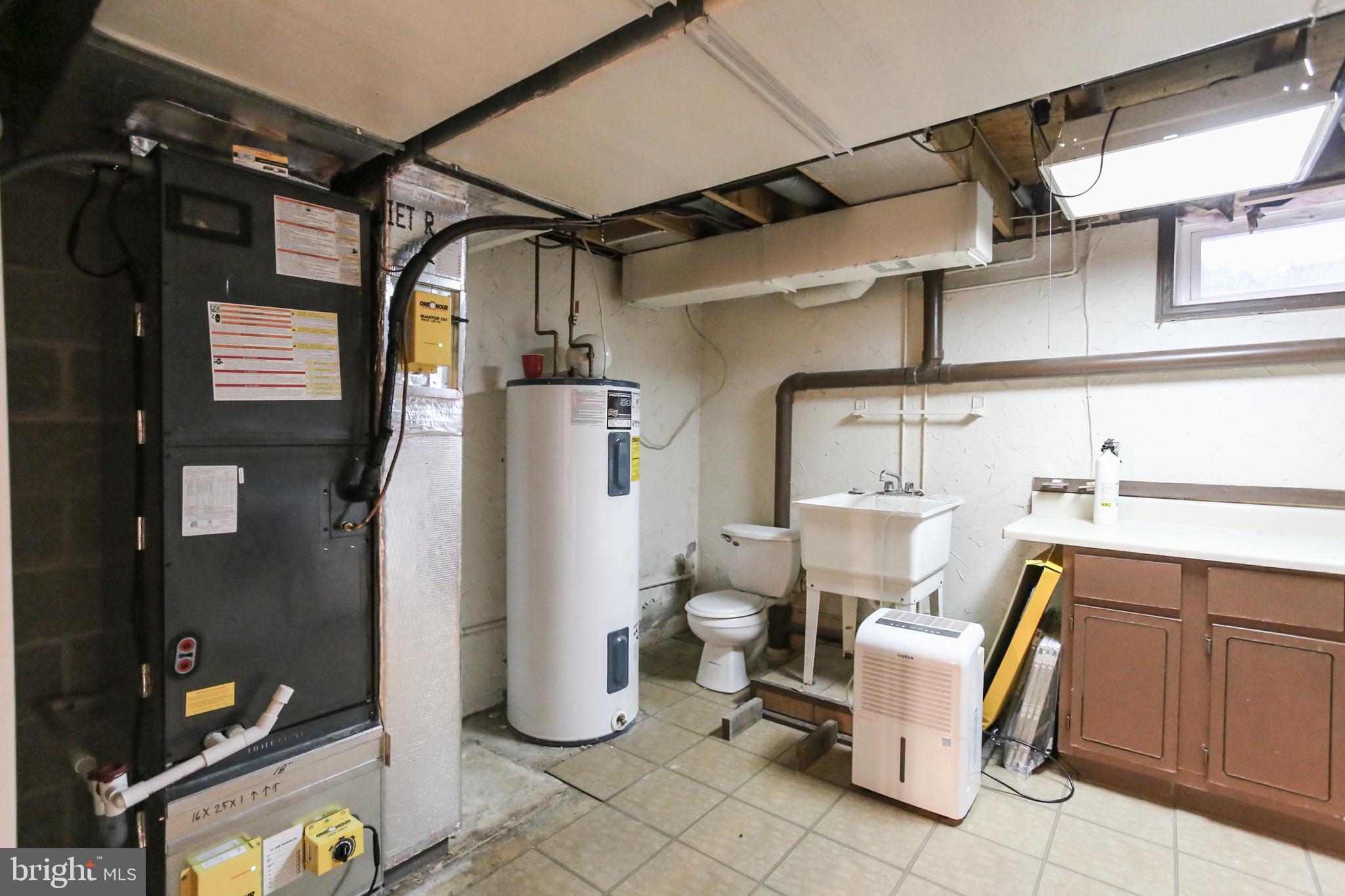 1901 Mountain View Road Middletown, PA 17057 - Photo 23 of 32 Utility area plus 1/2 bath