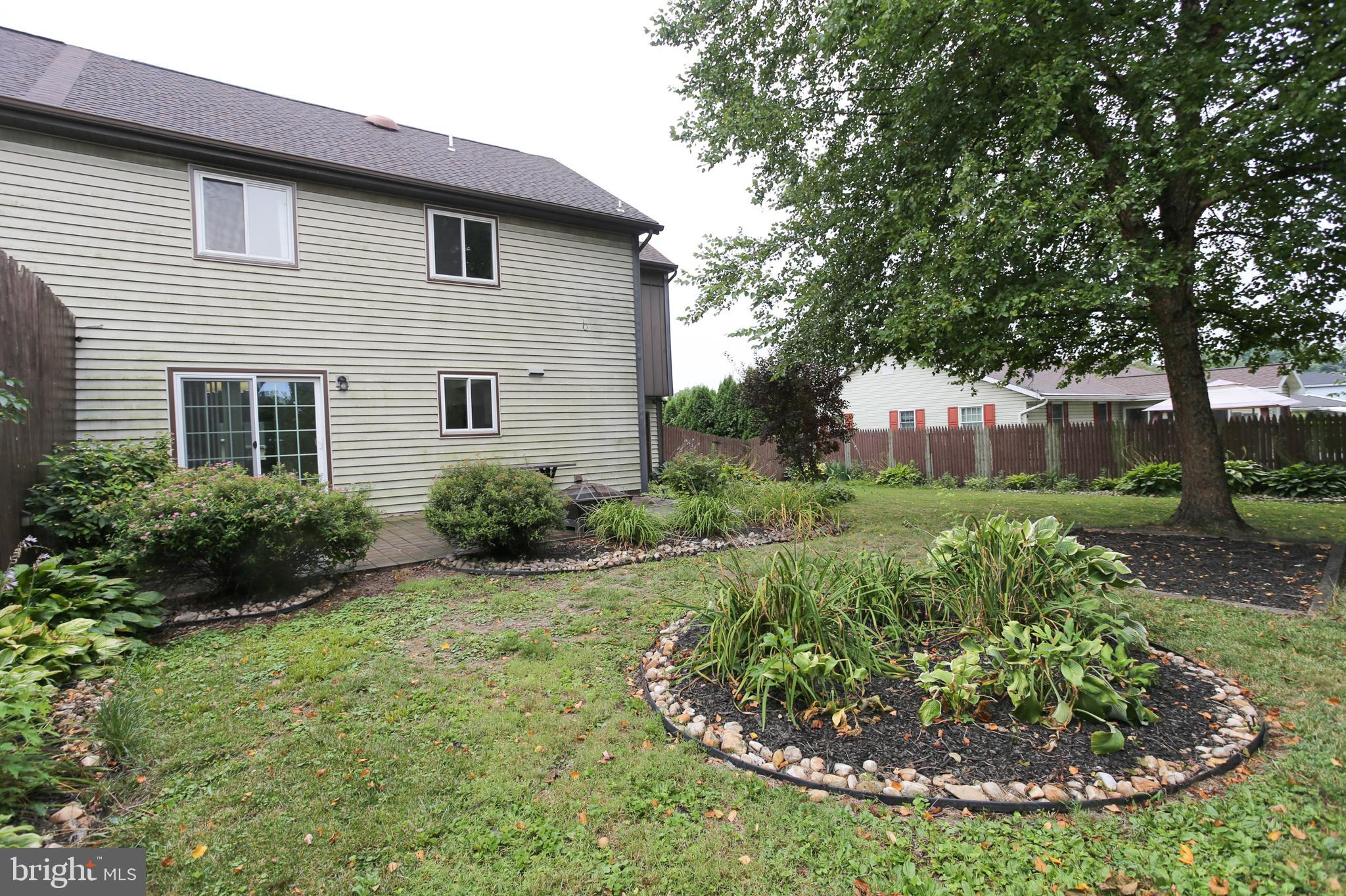 1901 Mountain View Road Middletown, PA 17057 - Photo 24 of 32 Back yard
