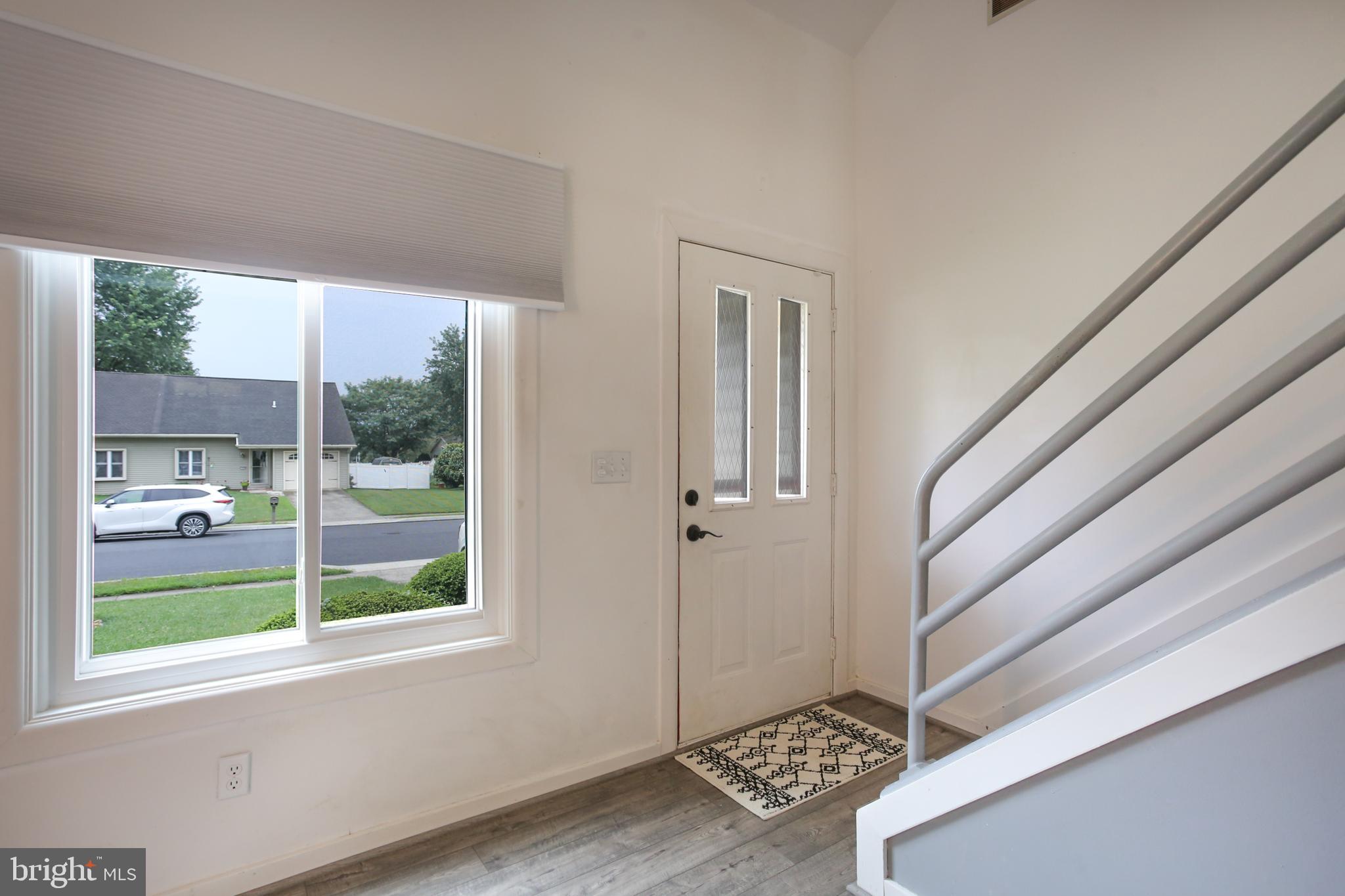 1901 Mountain View Road Middletown, PA 17057 - Photo 3 of 32 Front entrance