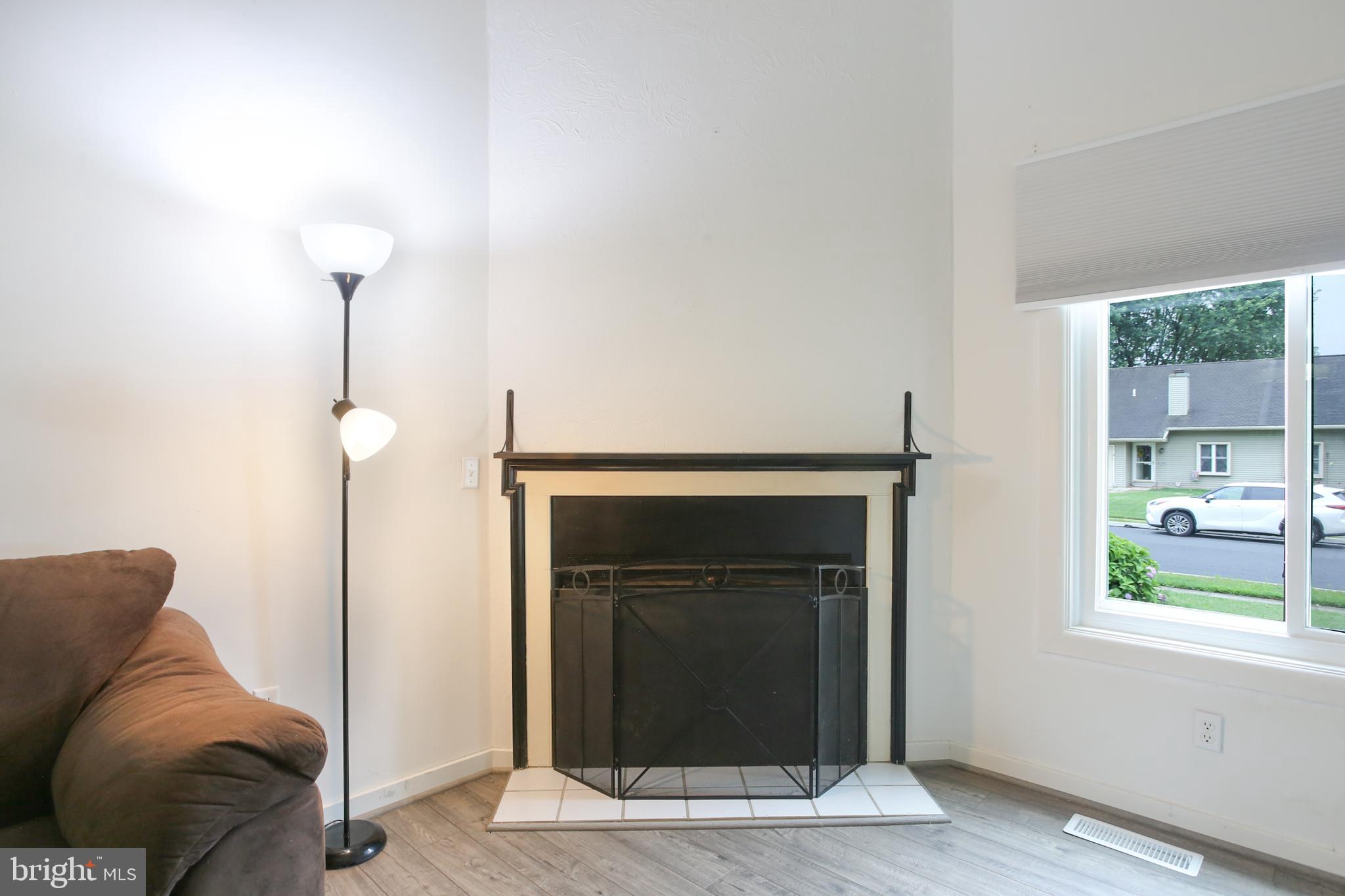 1901 Mountain View Road Middletown, PA 17057 - Photo 5 of 32 Gas Log Fireplace