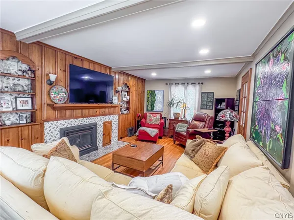 $514,900 | 14 North Hunter Avenue, Sennett, NY 13021