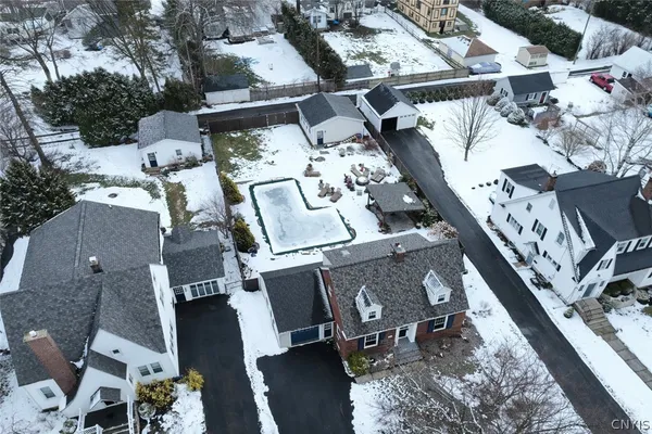 $514,900 | 14 North Hunter Avenue, Sennett, NY 13021