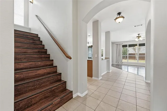 $400,000 | 3817 Regent Street, Midlothian, TX 76065