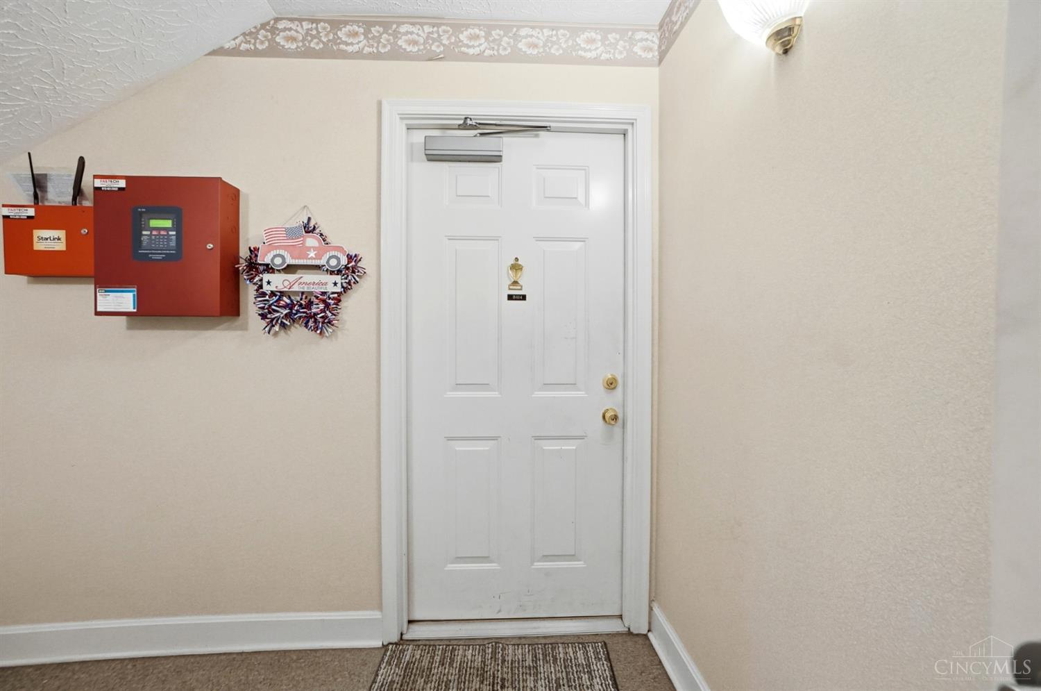 8414 Ridge Pointe Court, Unit 4 Reading, OH 45237 - Photo 5 of 39 Gallery Image 5