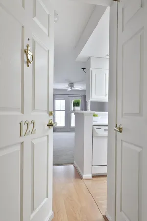 $265,000 | 5935 North High Street, Unit 122, Worthington, OH 43085