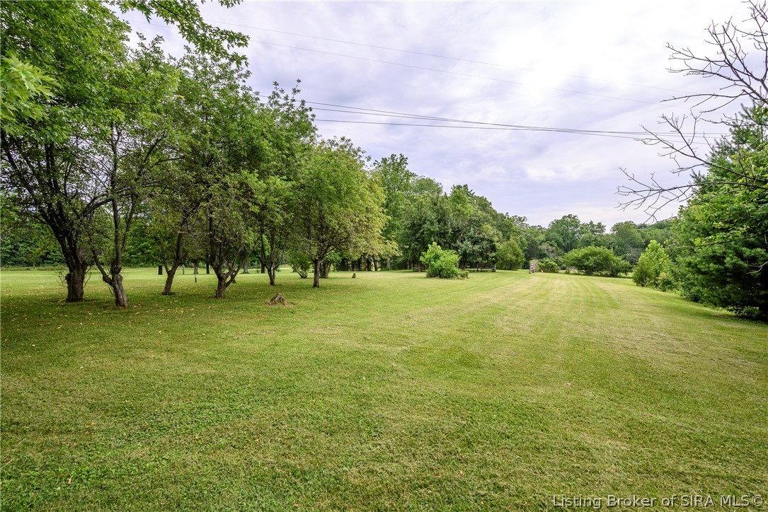 8014 Ridge Way Georgetown, IN 47122 - Photo 28 of 51