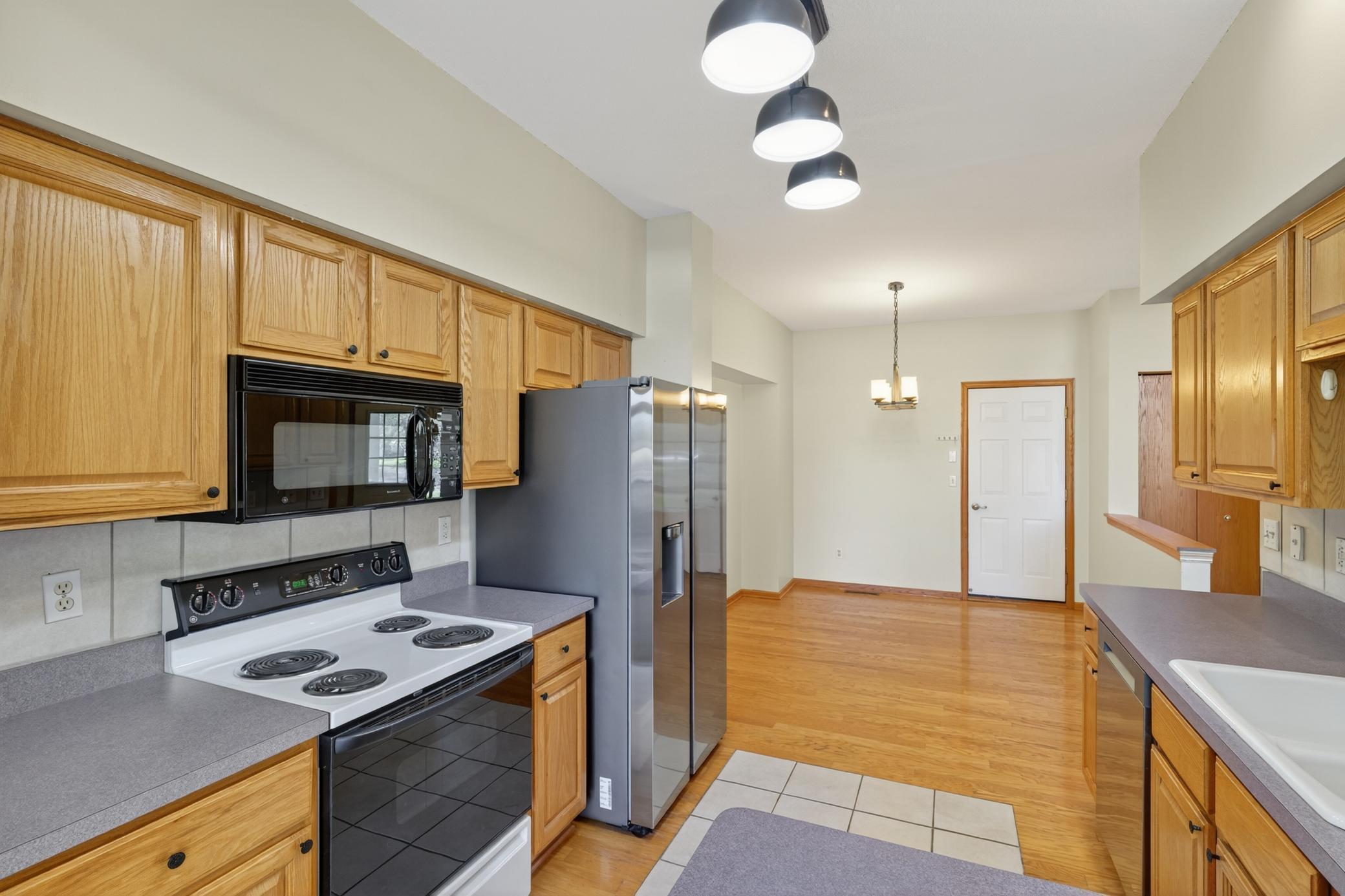 2177 Cool Stream Circle Eagan, MN 55122 - Photo 14 of 42