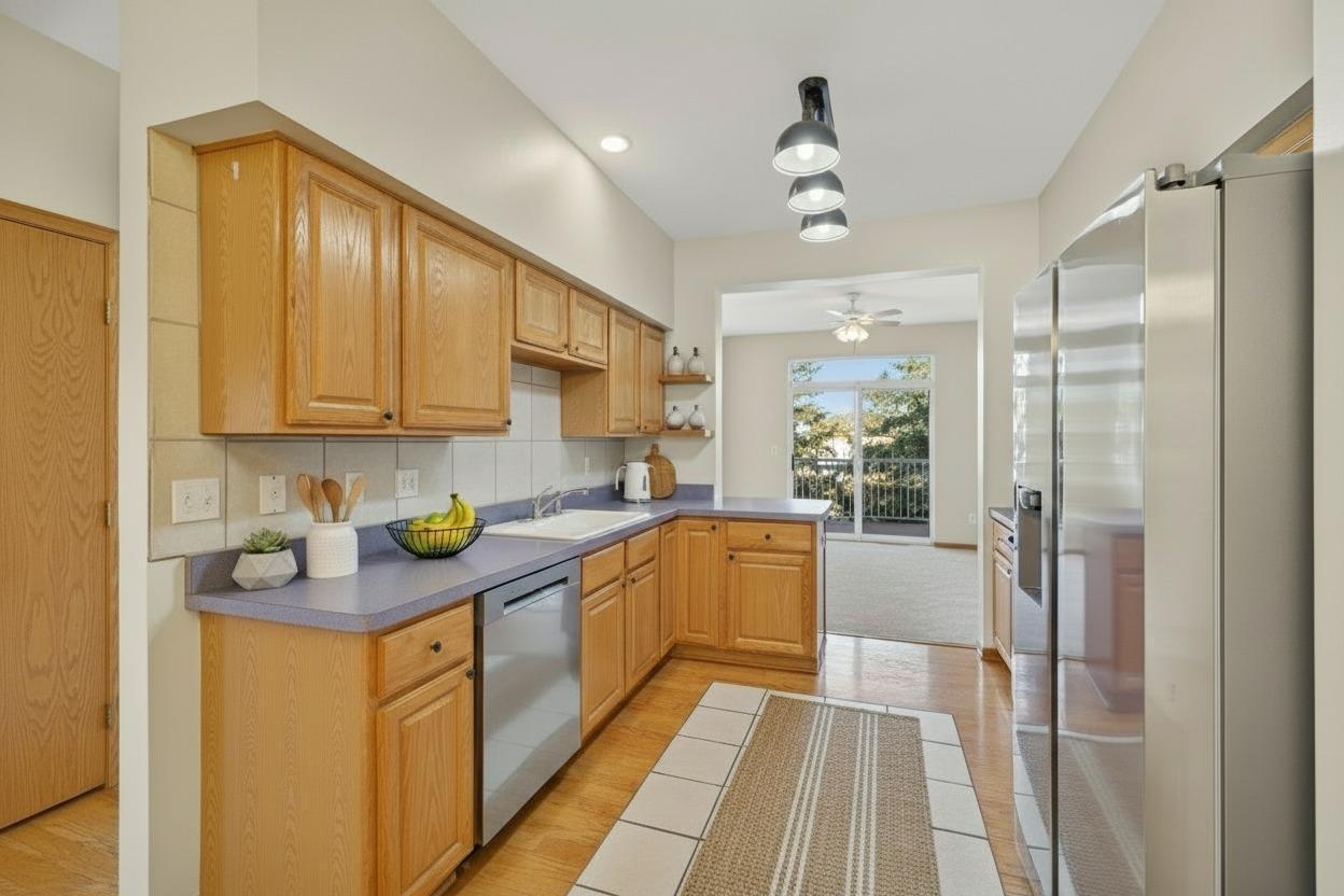 2177 Cool Stream Circle Eagan, MN 55122 - Photo 3 of 42