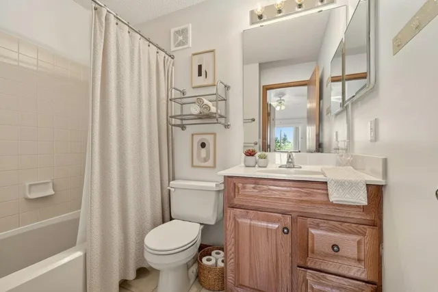 $325,000 | 2177 Cool Stream Circle, Eagan, MN 55122