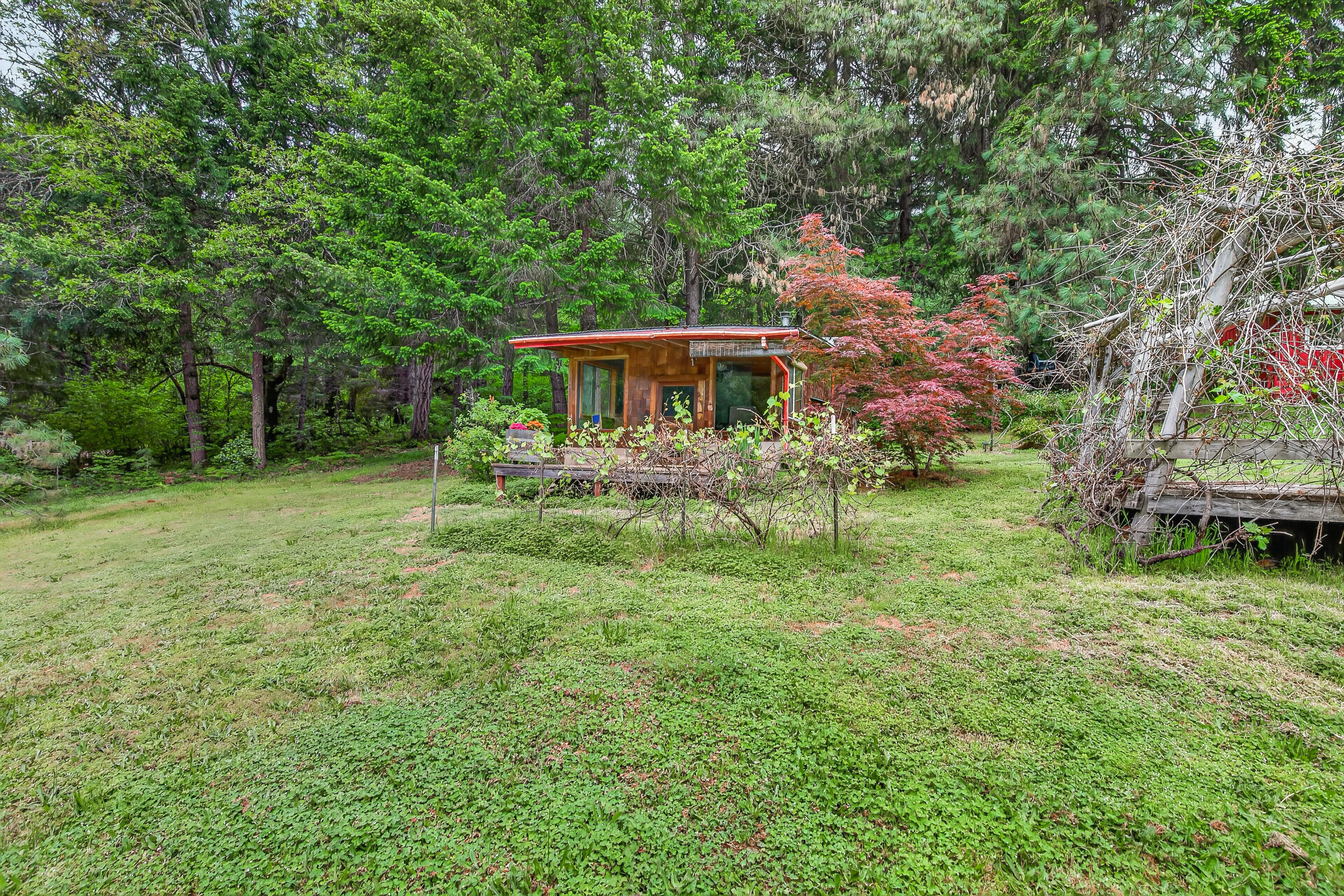 181 Brimstone Road Wolf Creek, OR 97497 - Photo 32 of 72 39-41