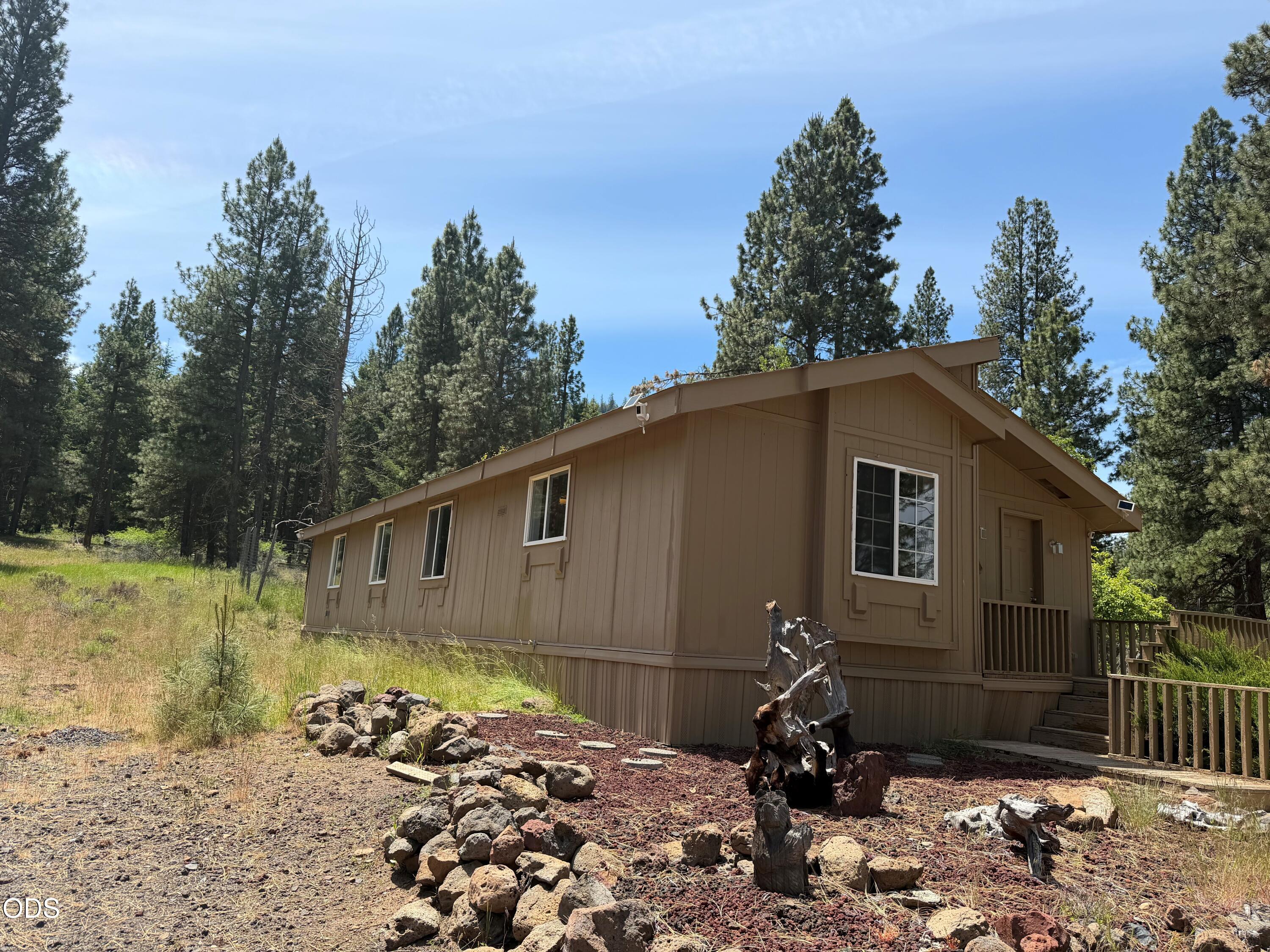 4000 Round Lake Road, Unit SPC 4 Klamath Falls, OR 97601 - Photo 2 of 36