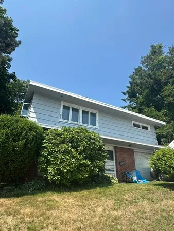$835,000 | 17 Mills Terrace, Nahant, MA 01908