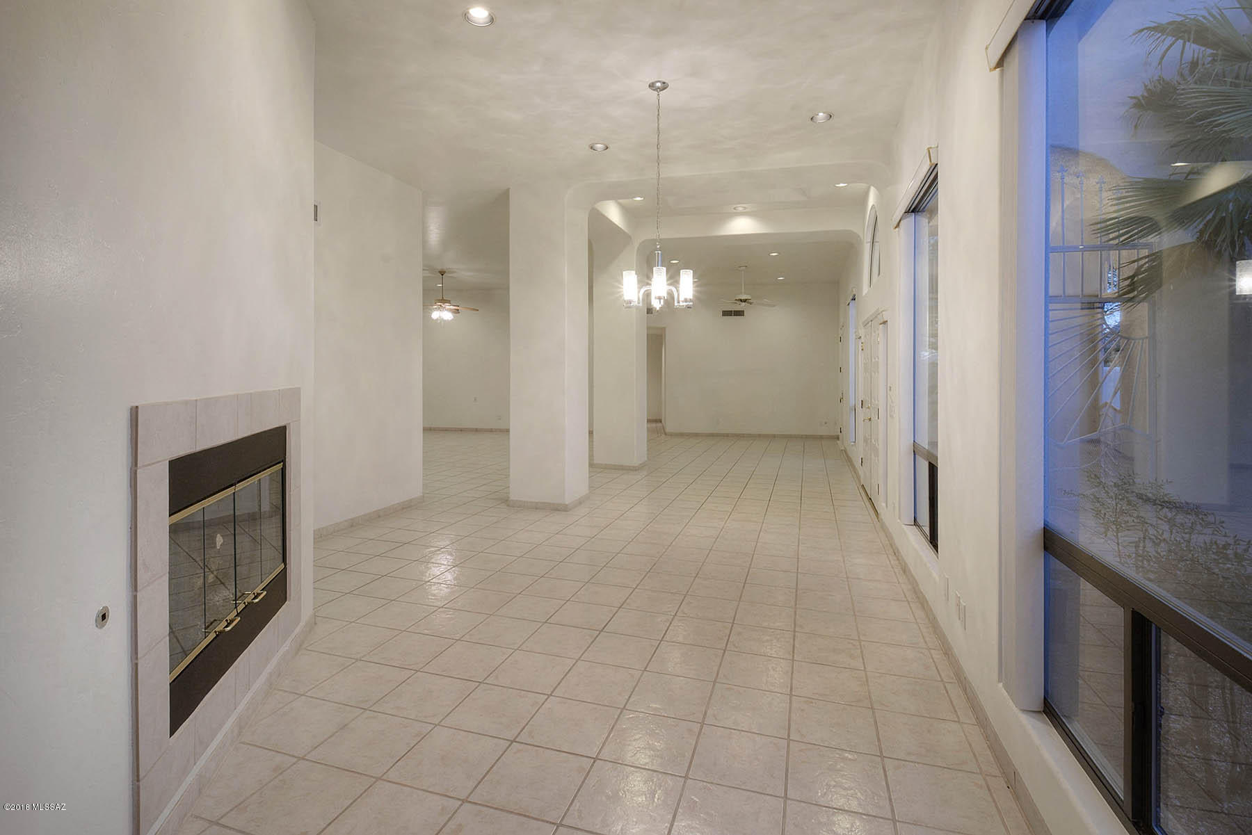 4925 North Craycroft Road Tucson, AZ 85718 - Photo 6 of 39 Gallery Image 6