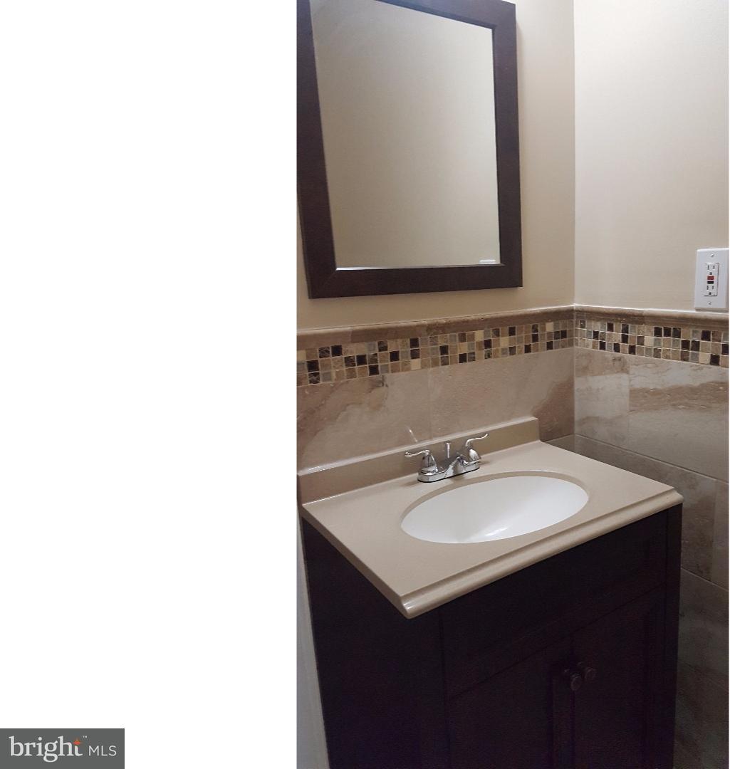 565 Charleston Road Willingboro, NJ 08046 - Photo 19 of 21 Gallery Image 19