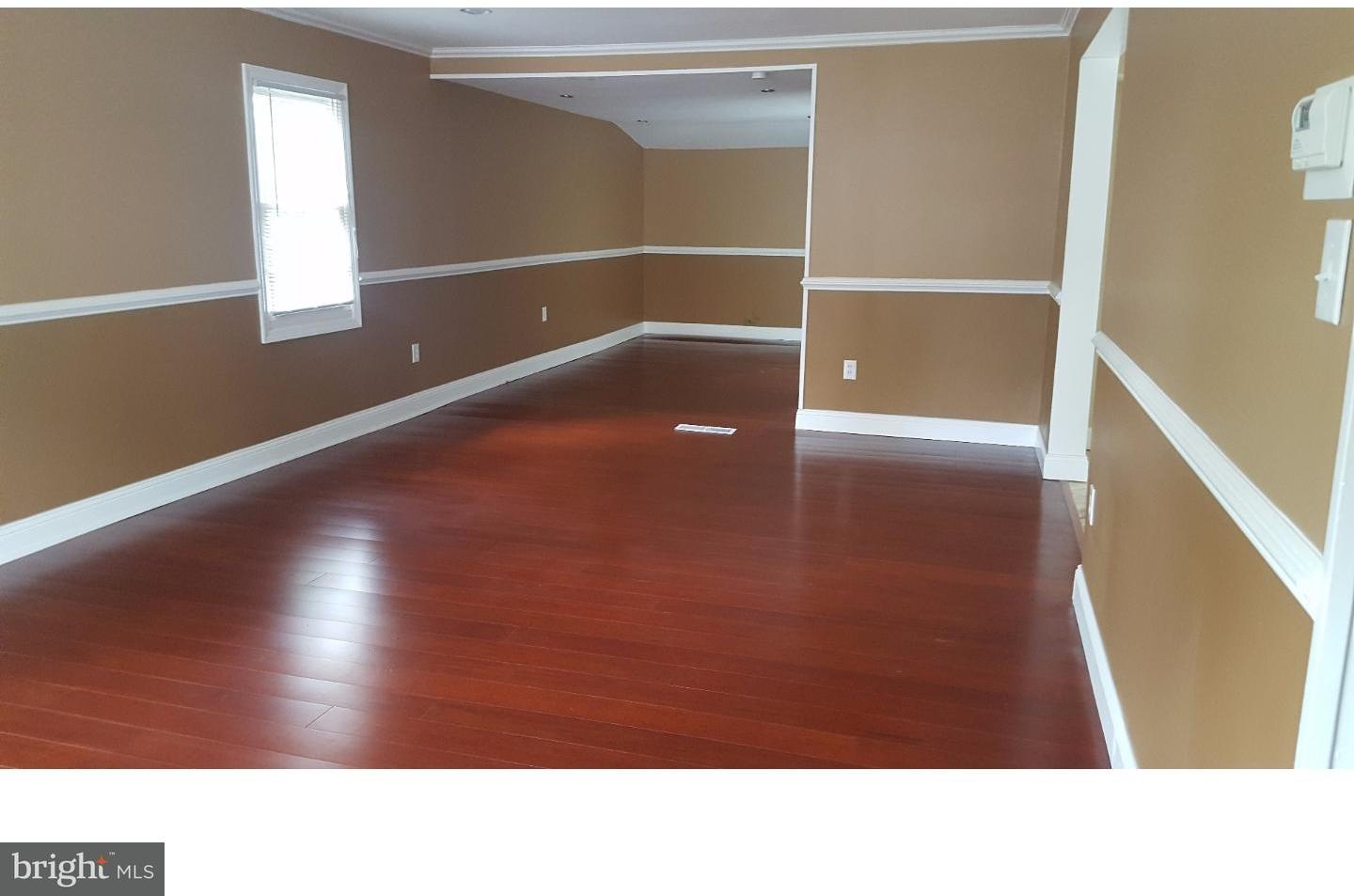 565 Charleston Road Willingboro, NJ 08046 - Photo 4 of 21 Gallery Image 4