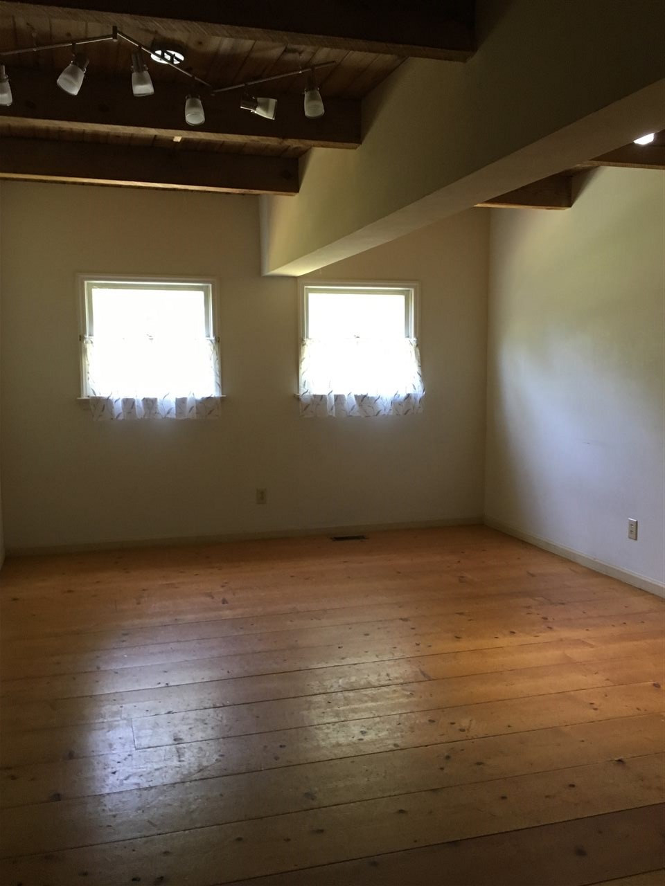 10611 Hampton Road Rougemont, NC 27572 - Photo 14 of 30 MULTI PURPOSE ROOM