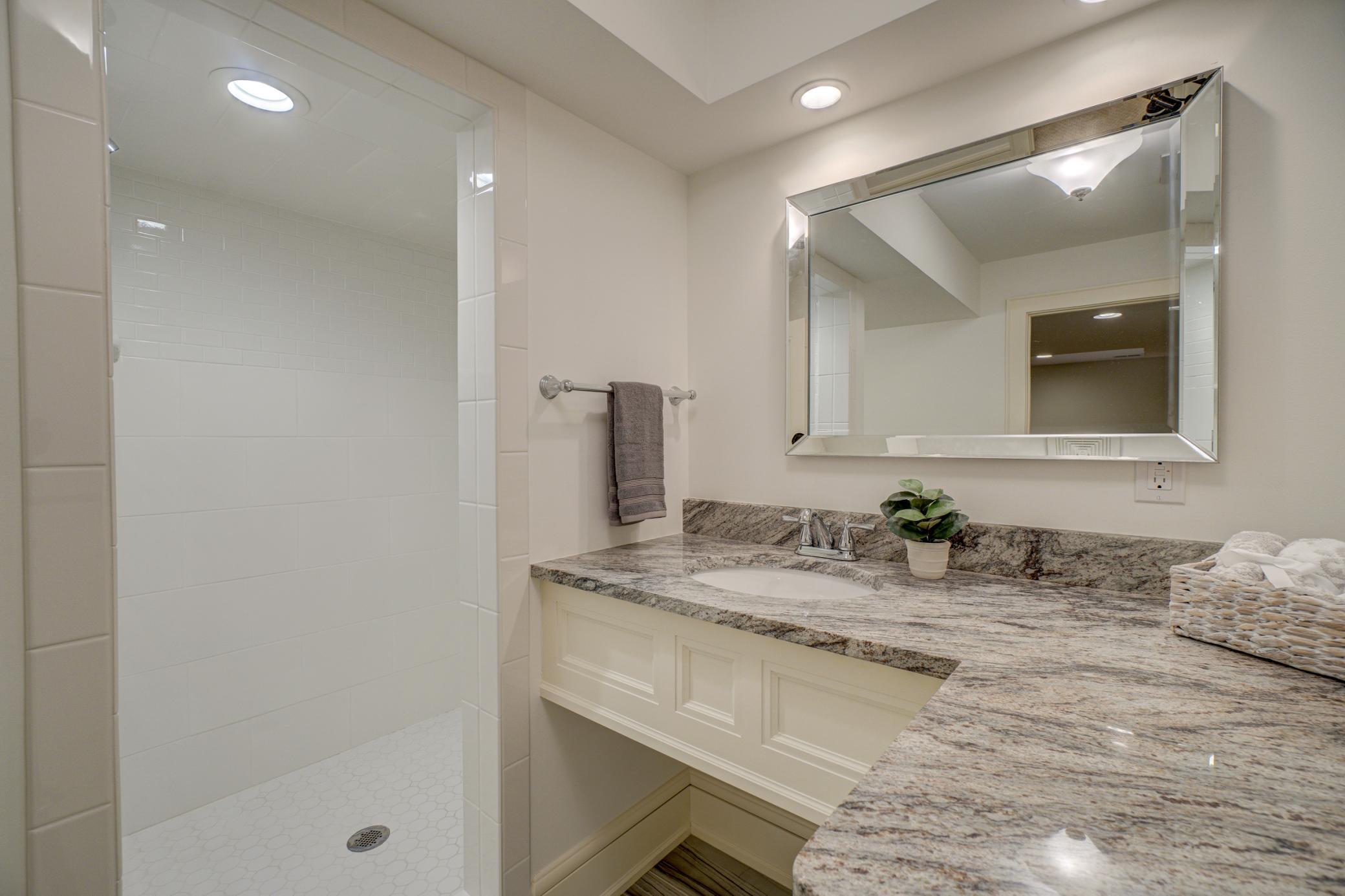 1080 Overlook Road Mendota Heights, MN 55118 - Photo 59 of 68 Gallery Image 59