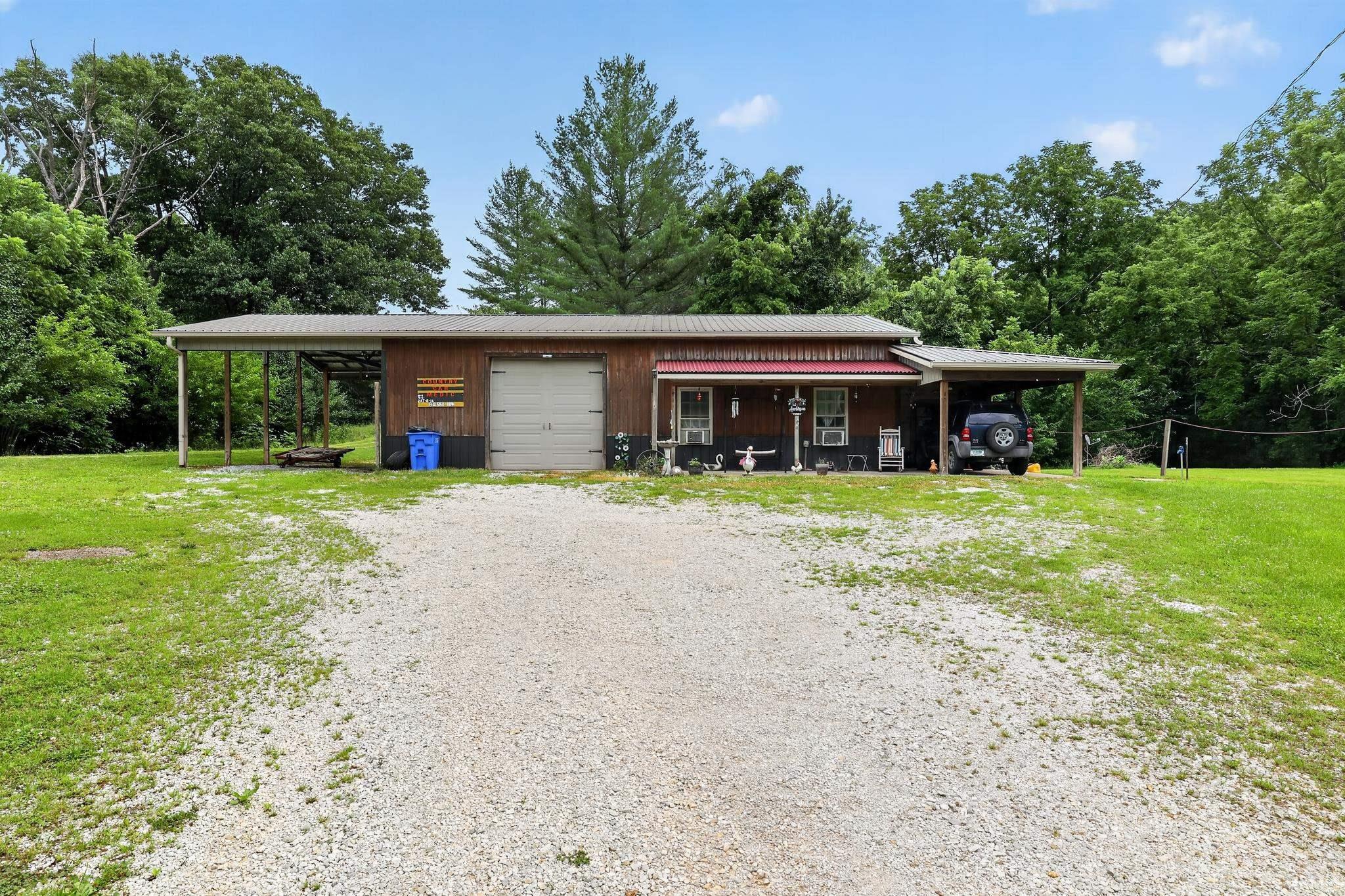 2450 Rabbitsville Road Mitchell, IN 47446 - Photo 11 of 32 Gallery Image 11