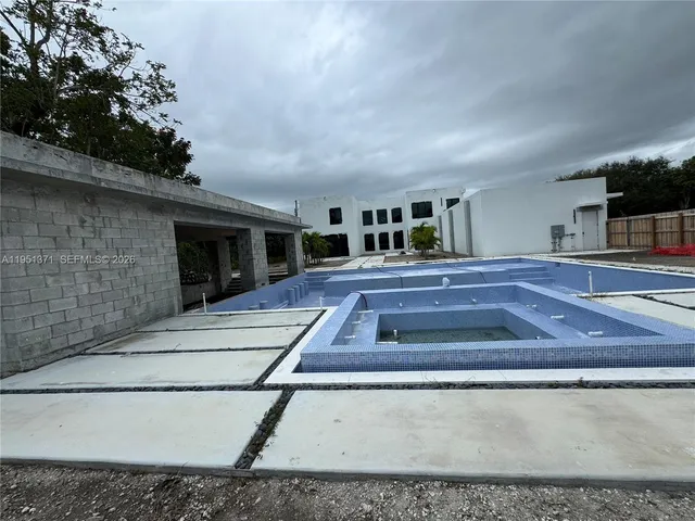 $10,699,000 | 6190 Southwest 128th Street, Pinecrest, FL 33156