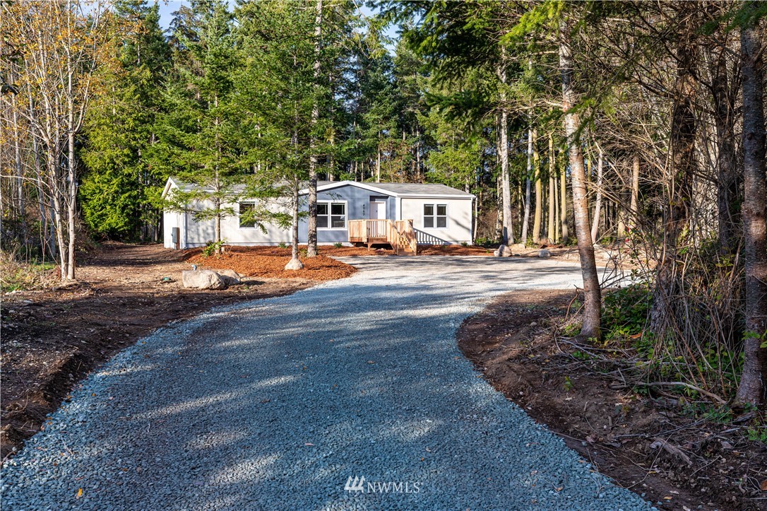 4063 Degraff Road Oak Harbor, WA 98277 - Photo 2 of 25 Gallery Image 2
