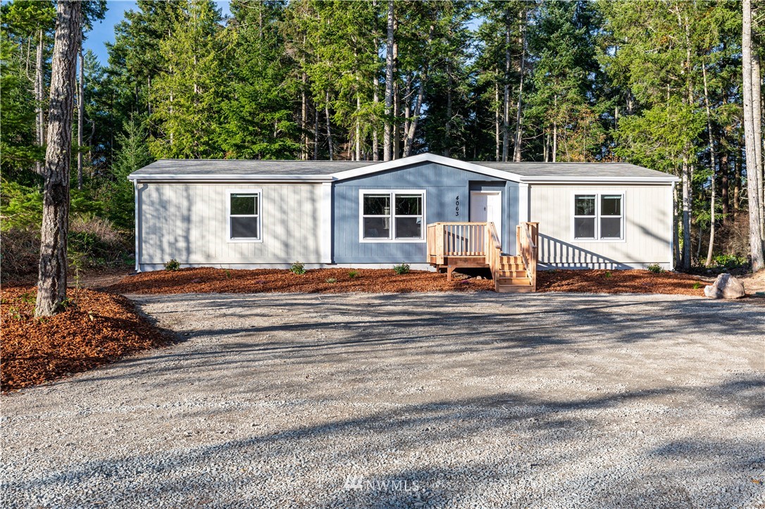 4063 Degraff Road Oak Harbor, WA 98277 - Photo 3 of 25 Gallery Image 3
