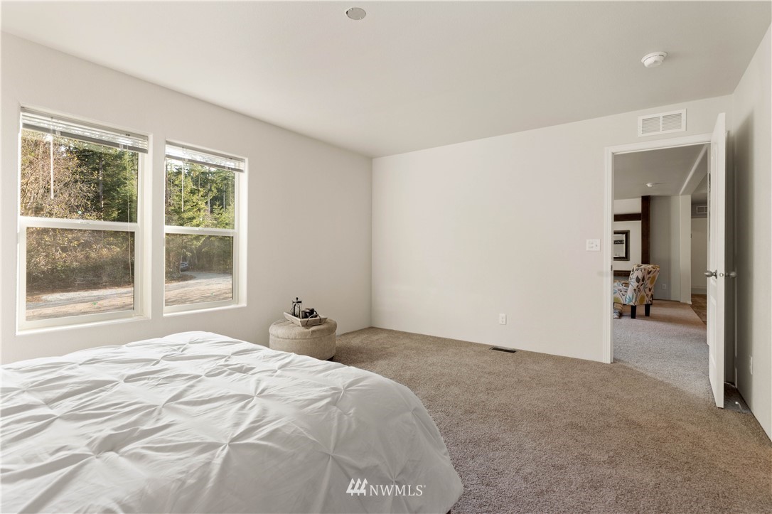 4063 Degraff Road Oak Harbor, WA 98277 - Photo 21 of 25 Gallery Image 21