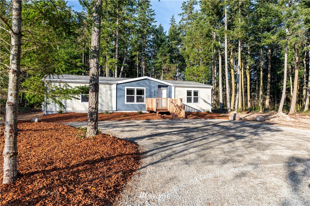 4063 Degraff Road Oak Harbor, WA 98277 - Photo 4 of 25 Gallery Image 4