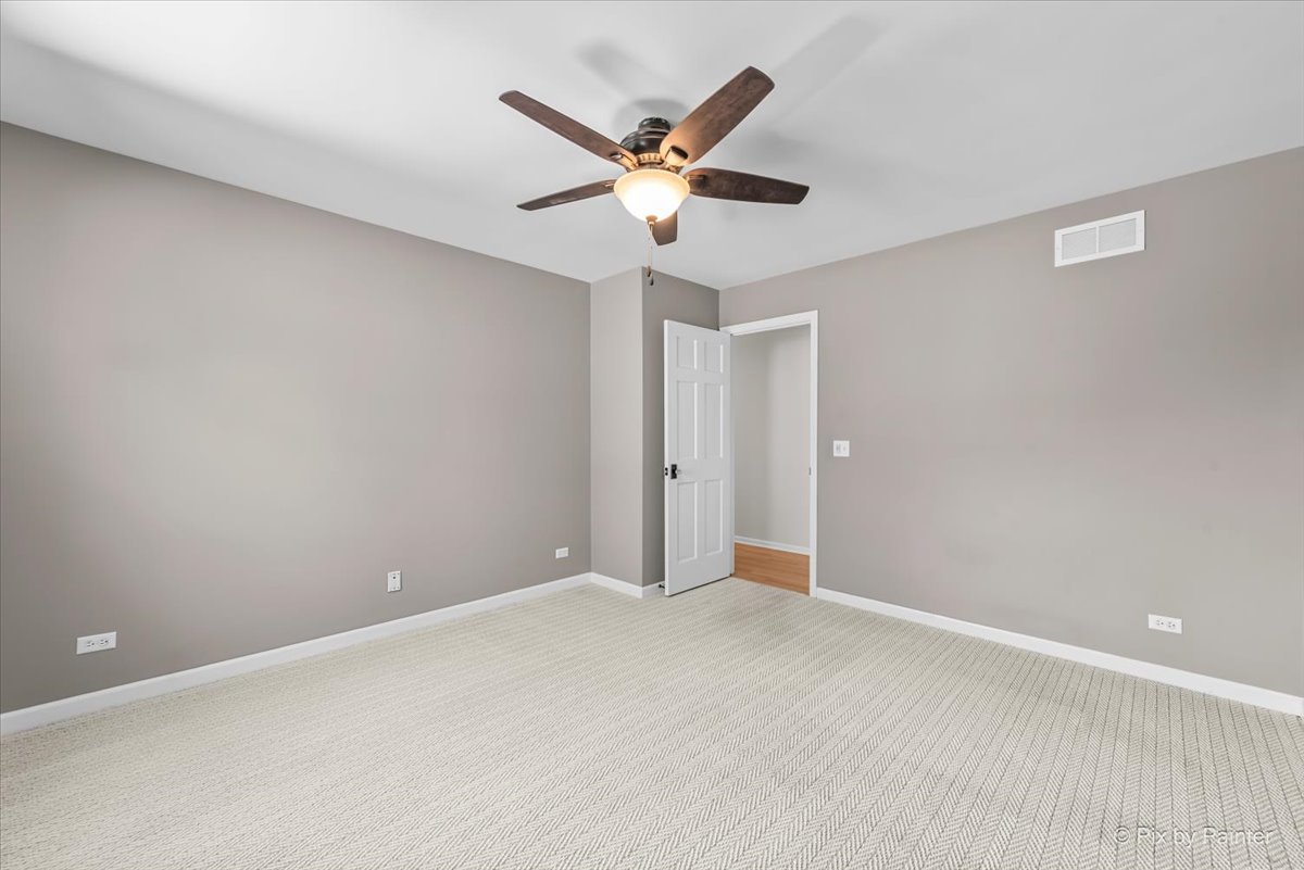39W278 Baert Road St. Charles, IL 60175 - Photo 25 of 47 a view of an empty room