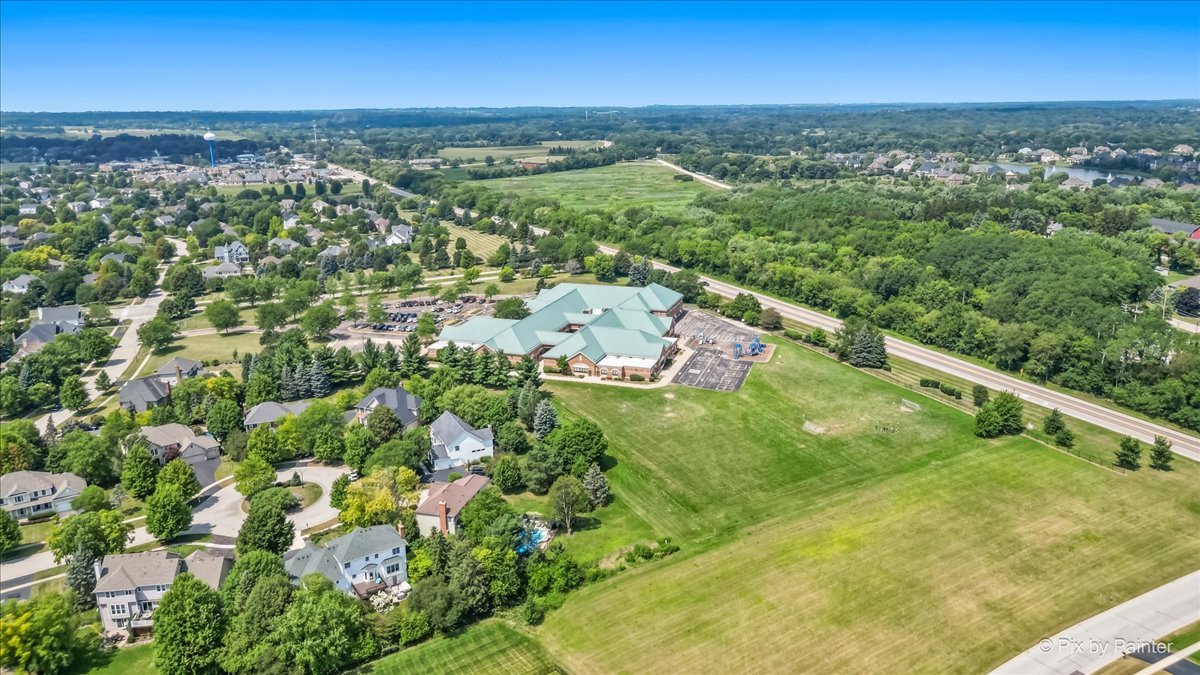 39W278 Baert Road St. Charles, IL 60175 - Photo 42 of 47 a view of a city